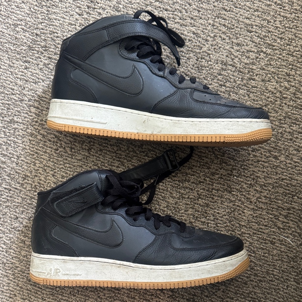 Black High-Top Leather Sneakers - Men